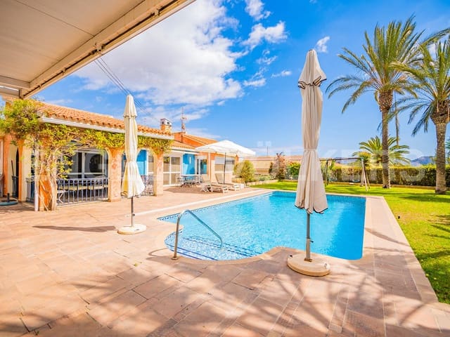 5 chambre Villa/Maison à vendre à Juzgados - Plaza de Toros, Benidorm avec piscine garage - 800 000 € (Ref: 9938912)