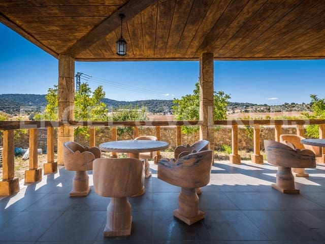 21 soverom Finca/Herregård til salgs i Yeste med garasje - € 6 500 000 (Ref: 9946333)