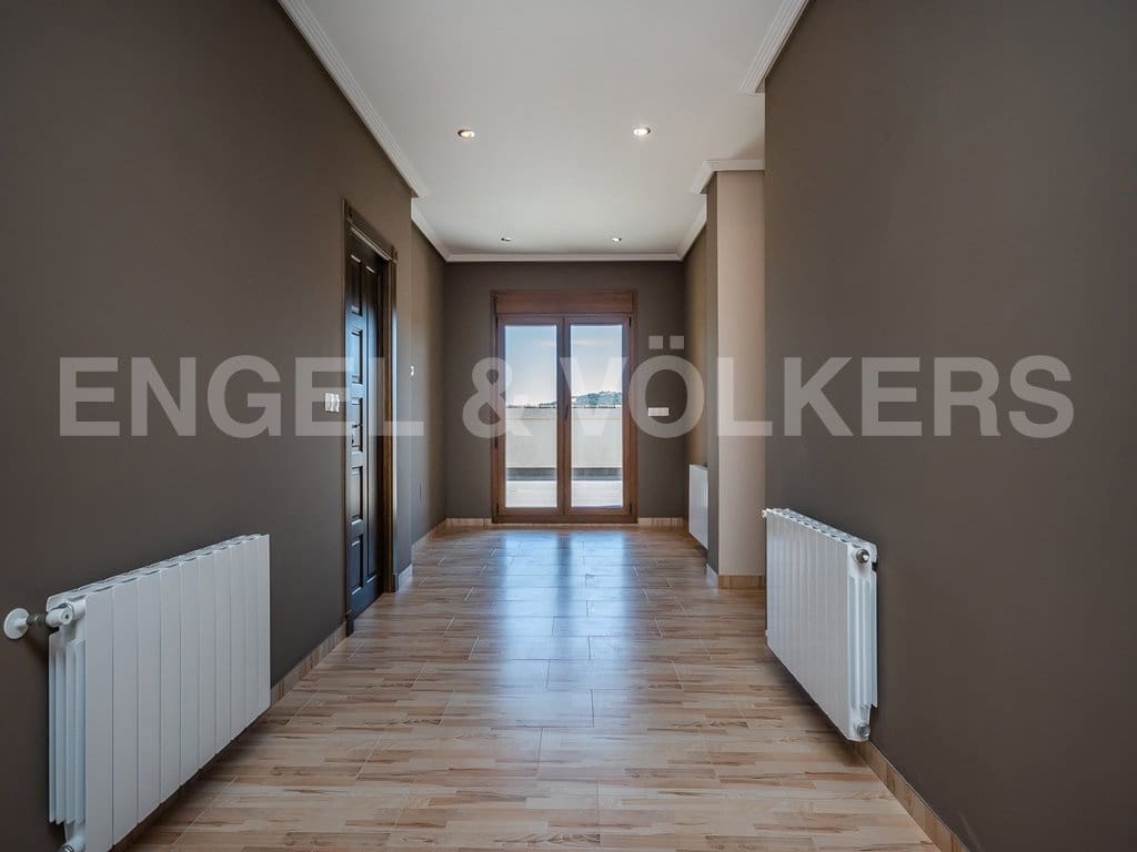 21 soveværelse Finca/Landehus til salg i Yeste med garage - € 6.500.000 (Ref: 9946333)