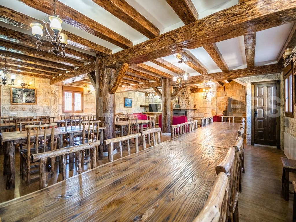 21 soveværelse Finca/Landehus til salg i Yeste med garage - € 6.500.000 (Ref: 9946333)