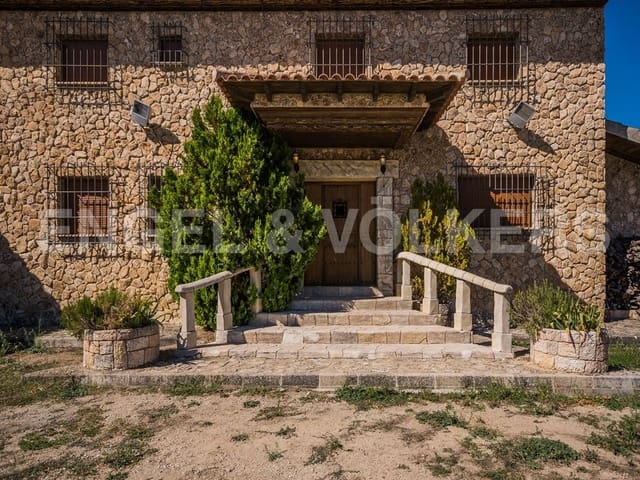 21 slaapkamer Finca/Landhuis te koop in Yeste met garage - € 6.500.000 (Ref: 9946333)