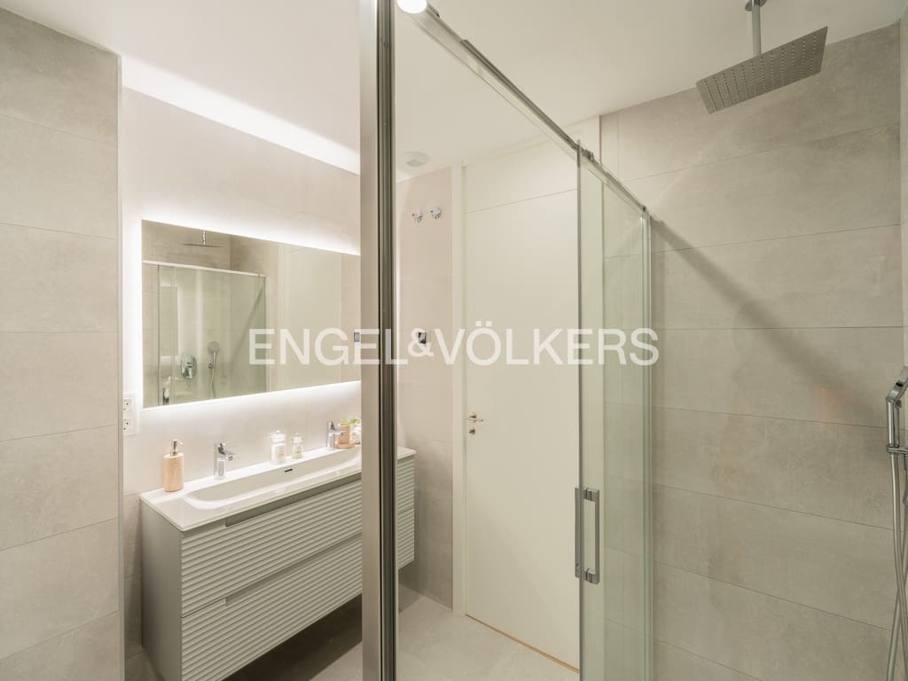 4 bedroom Villa for sale in La Nucia with pool garage - € 449,000 (Ref: 9946623)