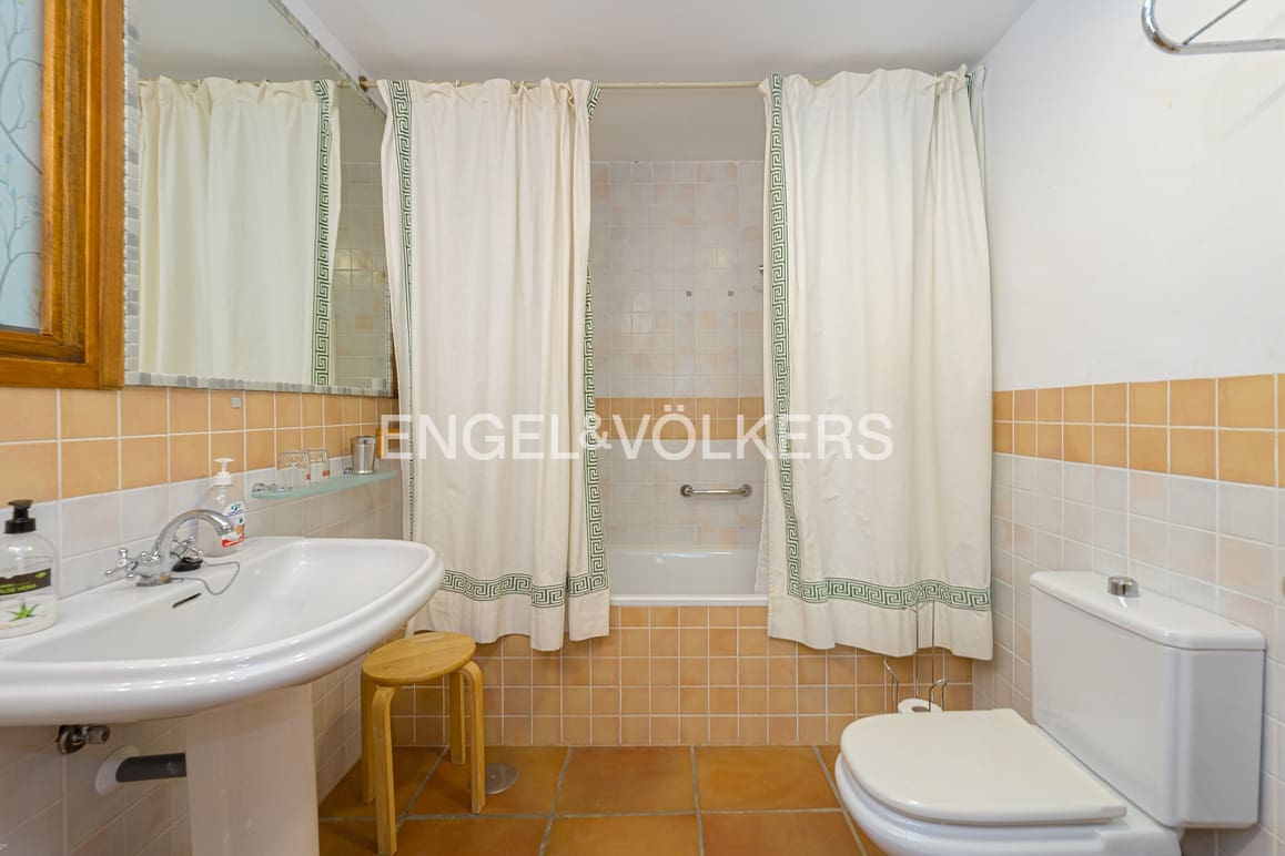 7 soverom Finca/Herregård til salgs i Relleu med svømmebasseng garasje - € 925 000 (Ref: 9948395)