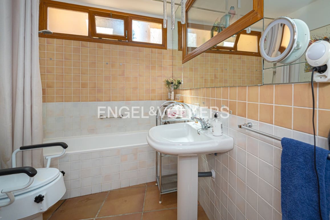 7 soverom Finca/Herregård til salgs i Relleu med svømmebasseng garasje - € 925 000 (Ref: 9948395)