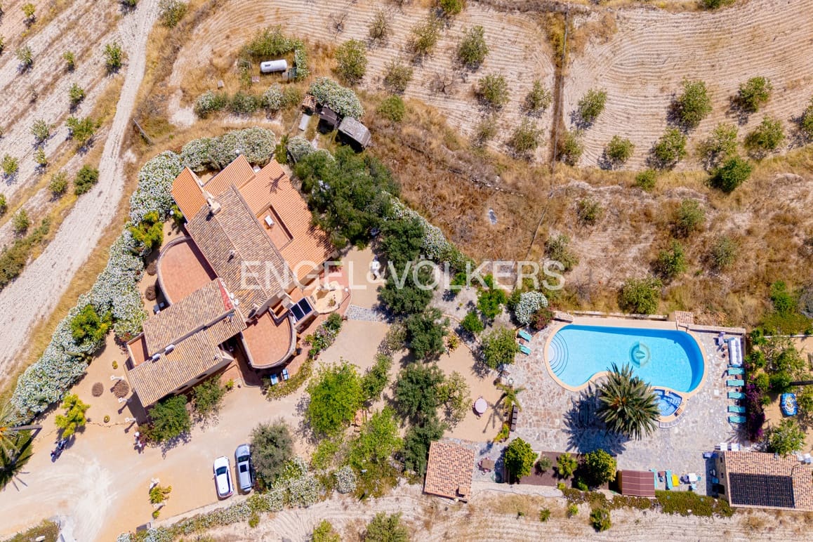 7 soverom Finca/Herregård til salgs i Relleu med svømmebasseng garasje - € 925 000 (Ref: 9948395)