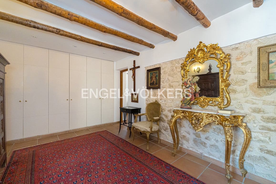 7 bedroom Finca/Country House for sale in Relleu with pool garage - € 925,000 (Ref: 9948395)