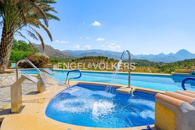 7 quarto Quinta/Casa Rural para venda em Relleu com piscina garagem - 925 000 € (Ref: 9948395)