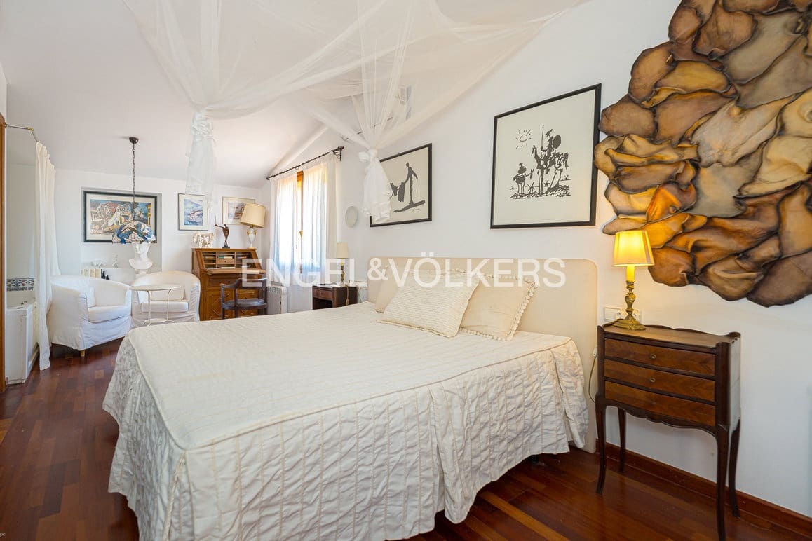 7 bedroom Finca/Country House for sale in Relleu with pool garage - € 925,000 (Ref: 9948395)