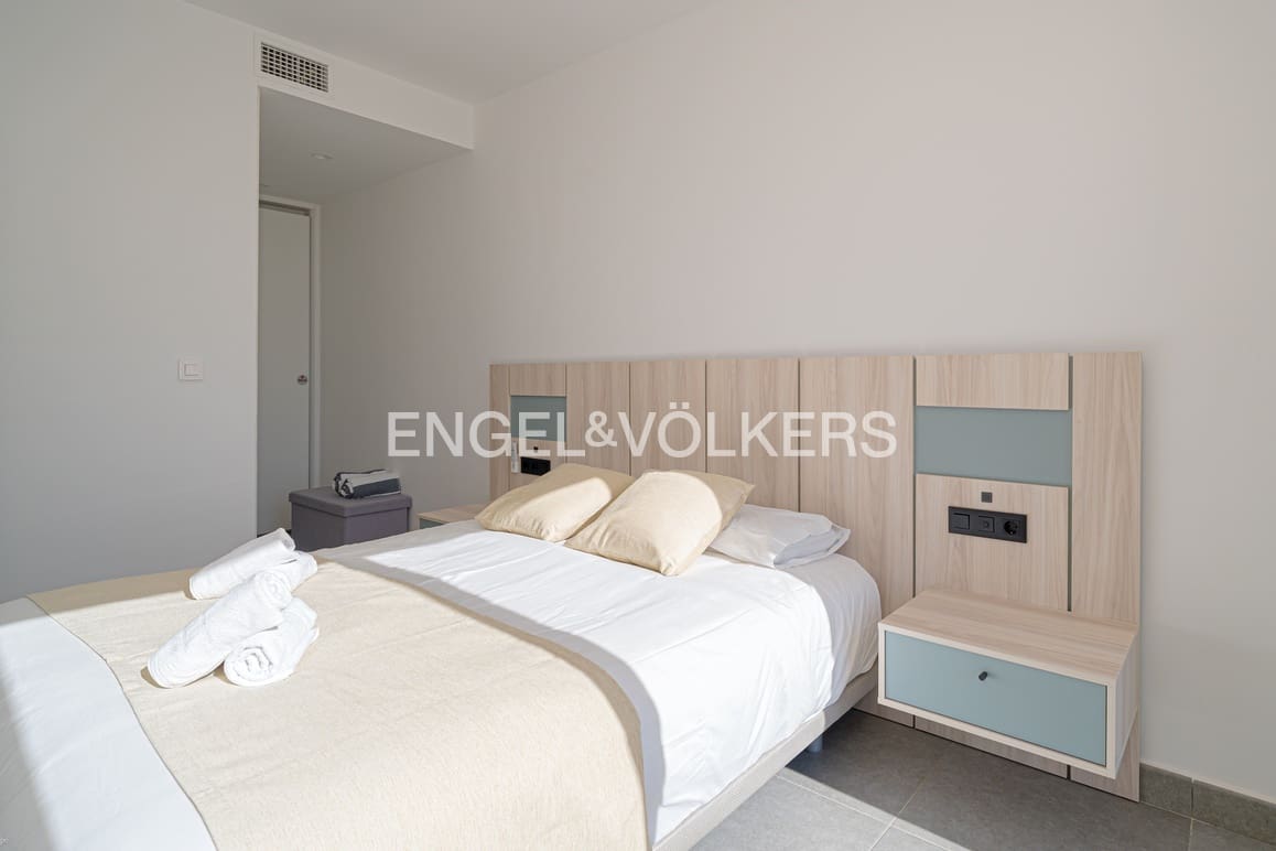 Garage til salg i Polop - € 650.000 (Ref: 9948396)