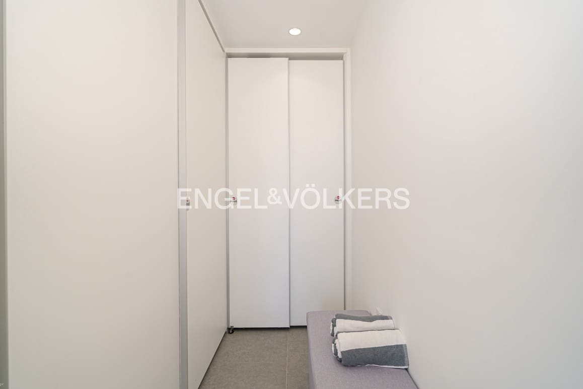 Garage til salg i Polop - € 650.000 (Ref: 9948396)