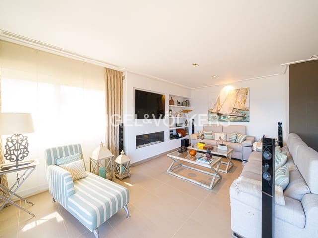 3 soverom Villa til salgs i Benidorm med garasje - € 2 250 000 (Ref: 9950517)