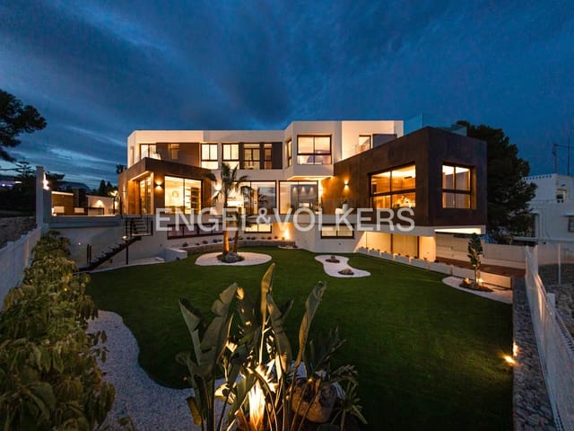 4 bedroom Villa for sale in Benidorm with pool garage - € 2,825,000 (Ref: 9956546)