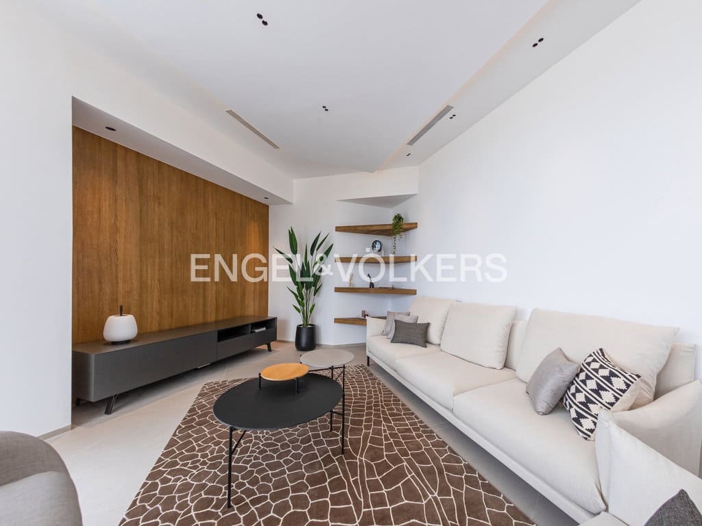 4 sypialnia Willa na sprzedaż w Benidorm z basenem garażem - 2 825 000 € (Ref: 9956546)