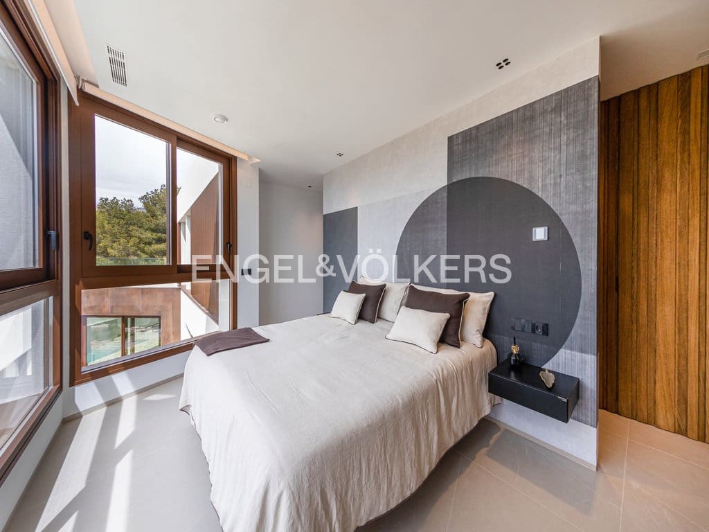 4 sypialnia Willa na sprzedaż w Benidorm z basenem garażem - 2 825 000 € (Ref: 9956546)