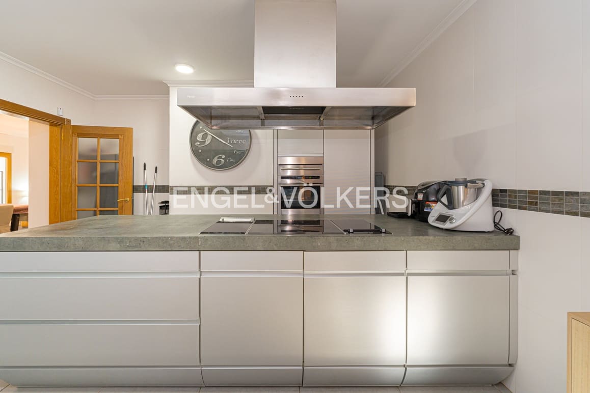 5 Zimmer Villa zu verkaufen in Guadalest mit Pool Garage - 2.400.000 € (Ref: 9958559)