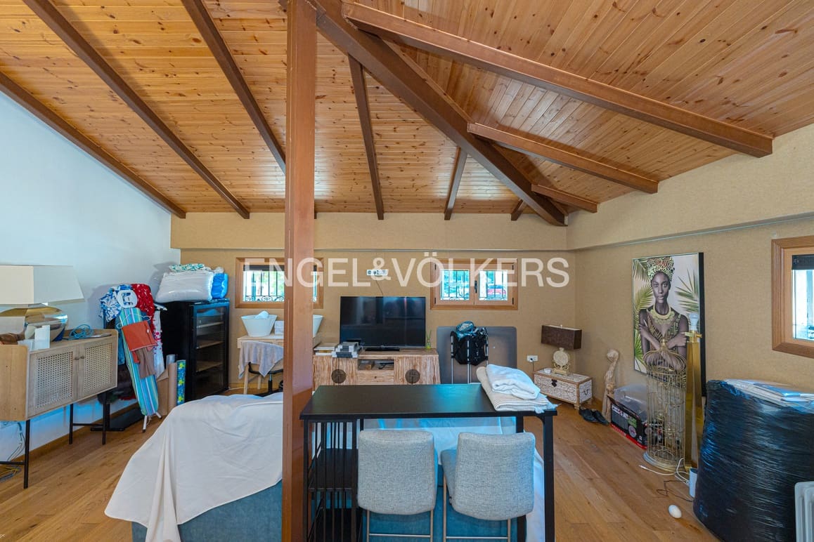 5 Zimmer Villa zu verkaufen in Guadalest mit Pool Garage - 2.400.000 € (Ref: 9958559)