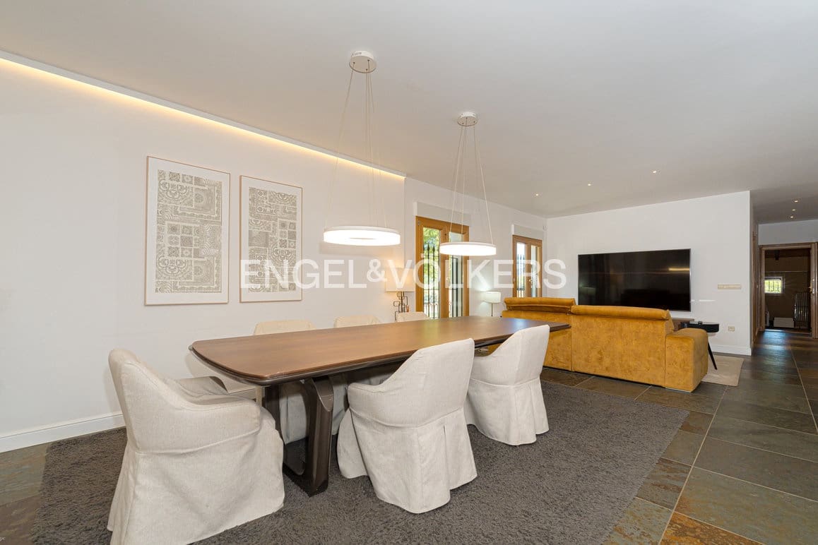 5 sovrum Villa till salu i Guadalest med pool garage - 2 400 000 € (Ref: 9958559)