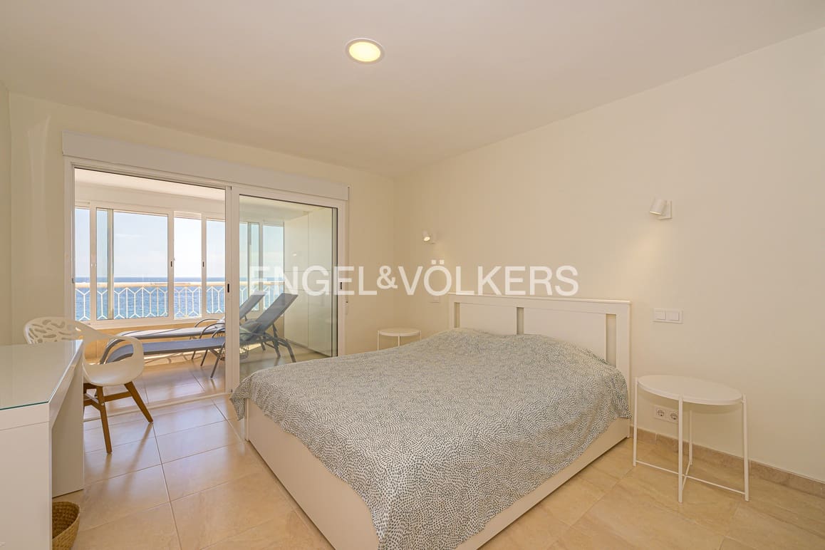 3 soverom Leilighet til salgs i Benidorm med svømmebasseng garasje - € 645 000 (Ref: 9964173)