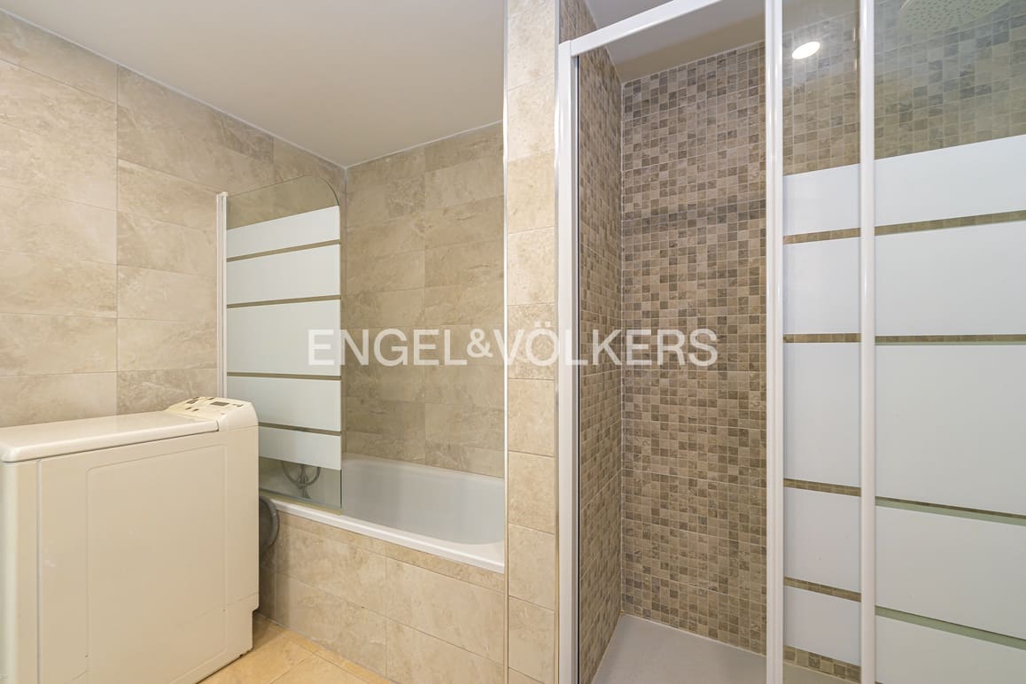 3 soverom Leilighet til salgs i Benidorm med svømmebasseng garasje - € 645 000 (Ref: 9964173)