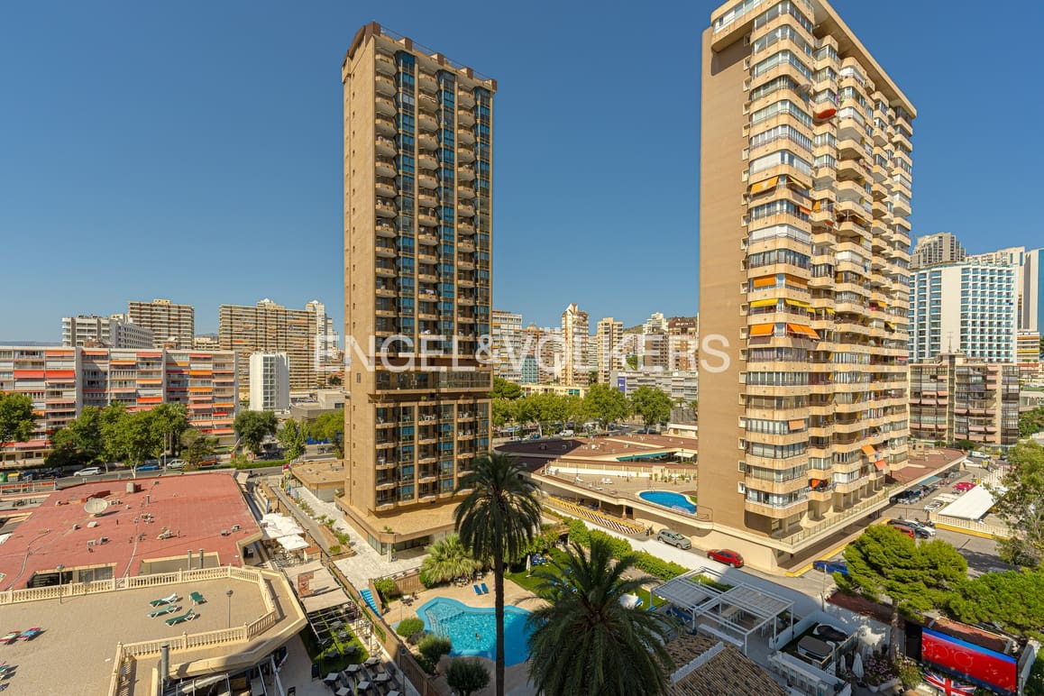 3 soverom Leilighet til salgs i Benidorm med svømmebasseng garasje - € 645 000 (Ref: 9964173)
