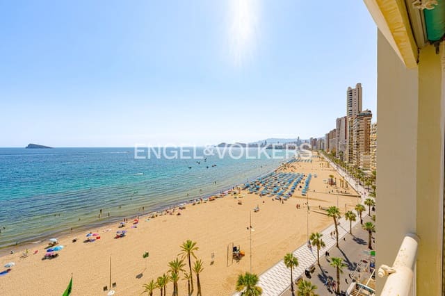 3 sypialnia Apartament na sprzedaż w Juzgados - Plaza de Toros, Benidorm z basenem garażem - 645 000 € (Ref: 9964173)