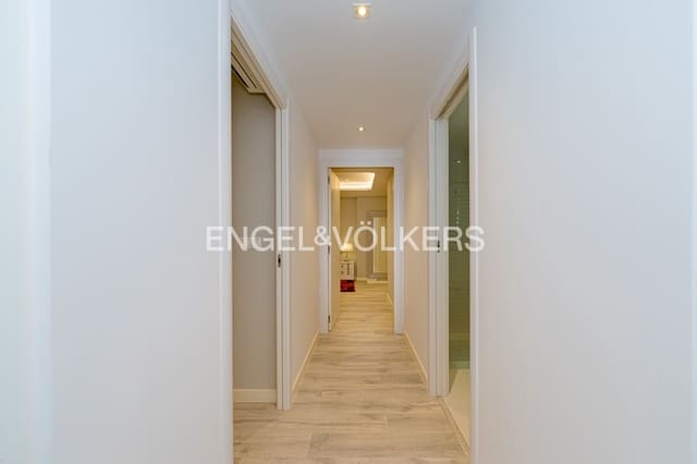 Apartamento de 3 habitaciones en Cala de Finestrat, Finestrat en venta - 550.000 € (Ref: 9977654)