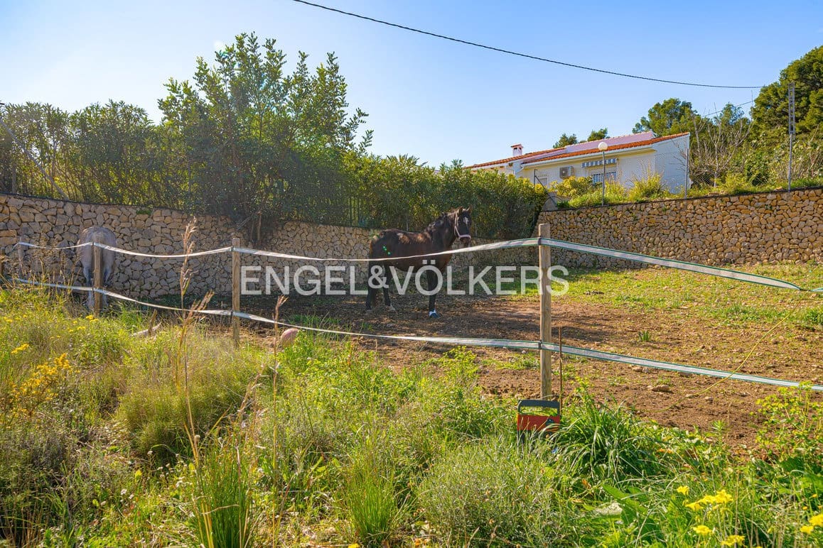 4 slaapkamer Villa te koop in Polop met zwembad garage - € 795.000 (Ref: 9977762)
