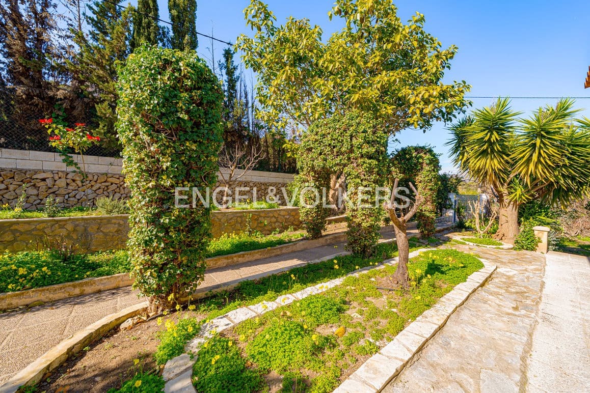 4 slaapkamer Villa te koop in Polop met zwembad garage - € 795.000 (Ref: 9977762)