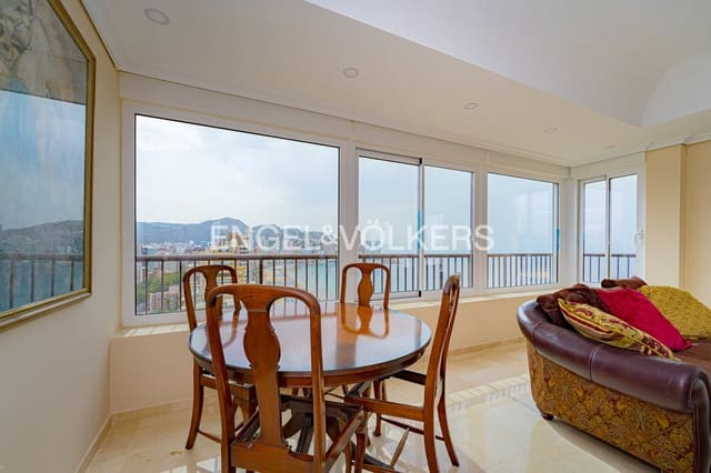 4 chambre Penthouse à vendre à Juzgados - Plaza de Toros, Benidorm avec garage - 1 350 000 € (Ref: 9981390)