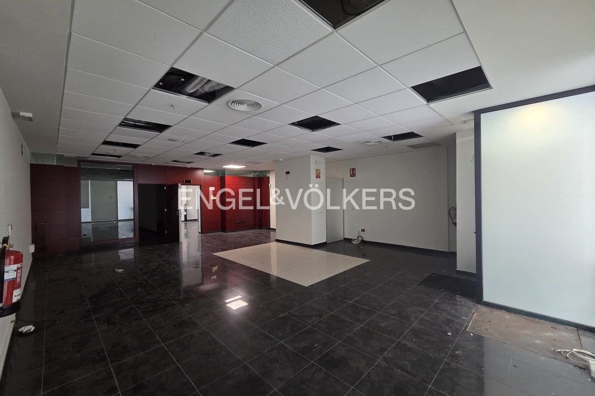Gewerbe zu vermieten in Benidorm - 2.800 € (Ref: 9985328)