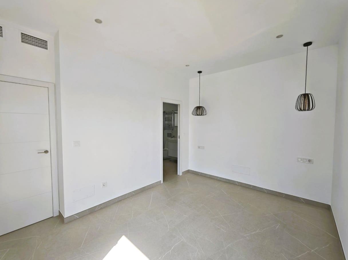 5 bedroom Villa for sale in Torre-Pacheco with pool - € 675,000 (Ref: 10009685)