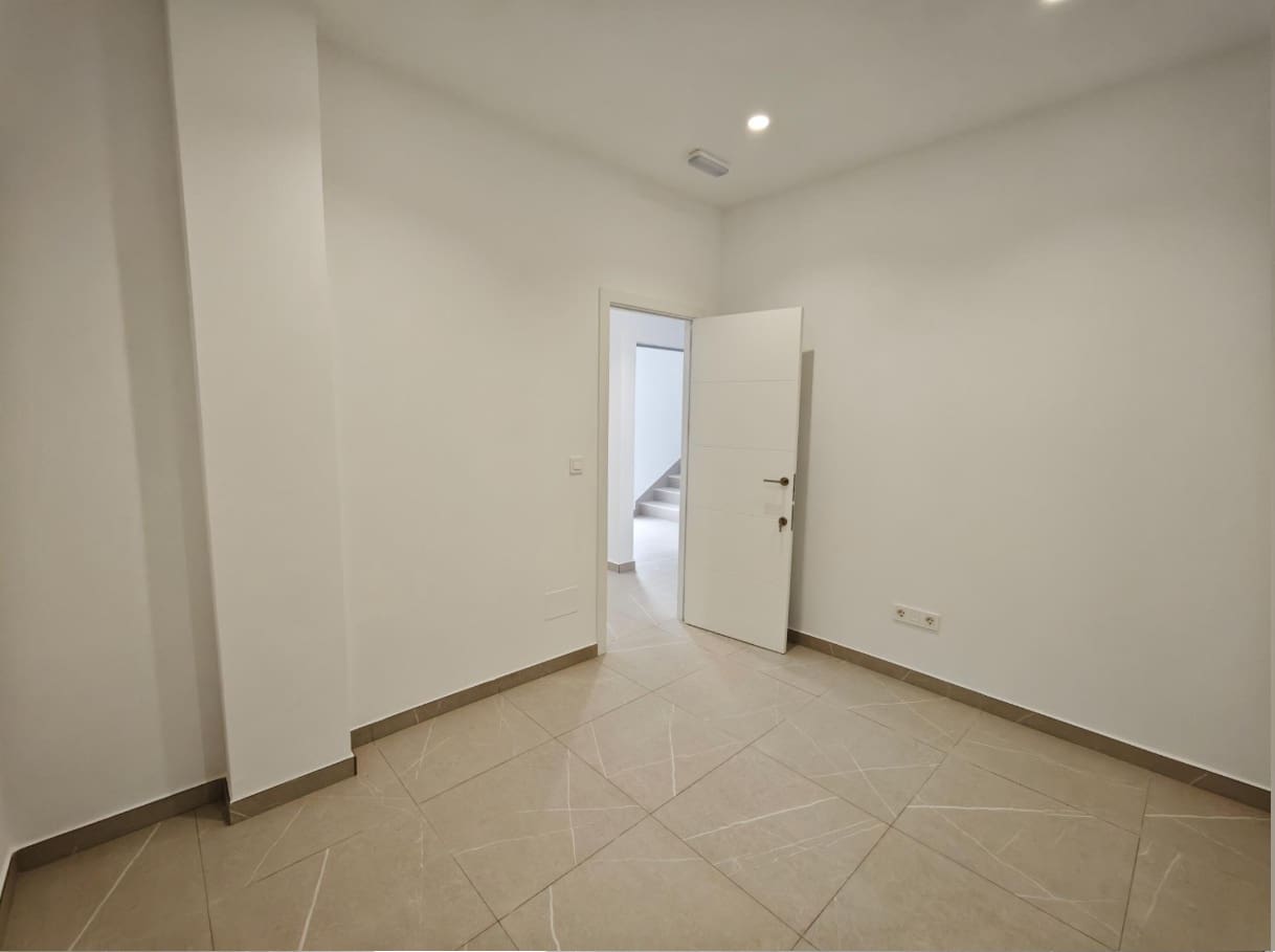 5 bedroom Villa for sale in Torre-Pacheco with pool - € 675,000 (Ref: 10009685)