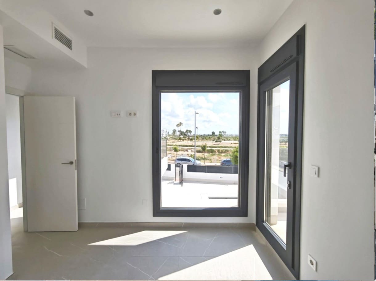 5 bedroom Villa for sale in Torre-Pacheco with pool - € 675,000 (Ref: 10009685)