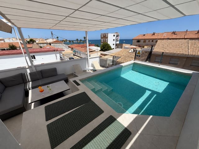 Casa de 3 habitaciones en Torre de la Horadada, Pilar de la Horadada en venta - 580.000 € (Ref: 10009899)