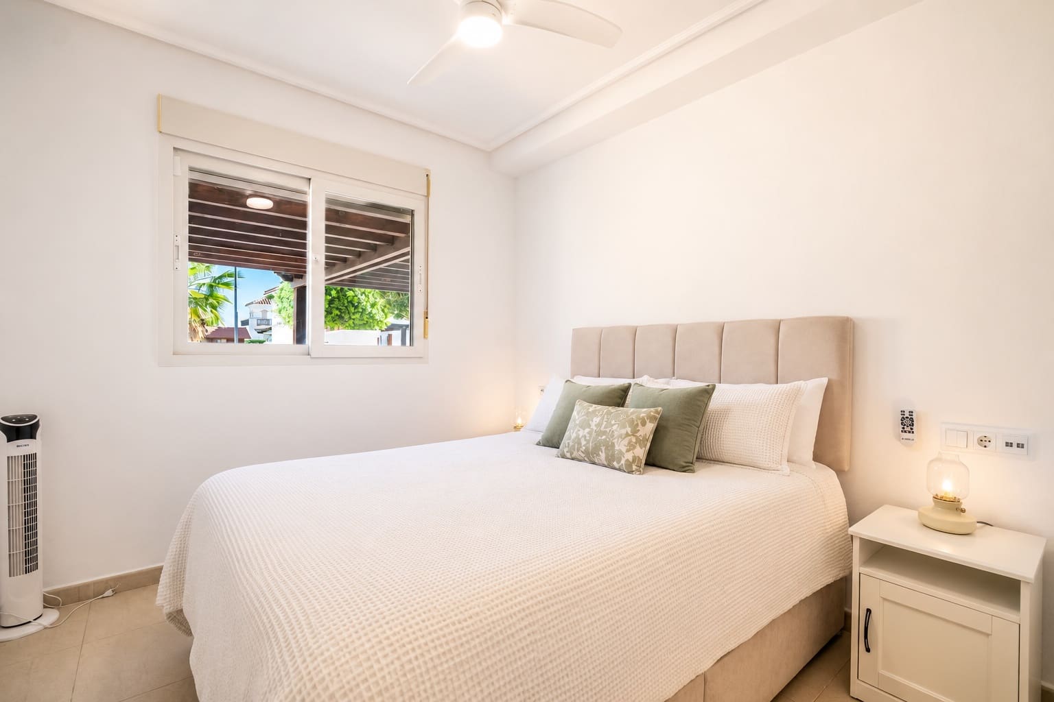 3 bedroom Townhouse for sale in La Torre Golf Resort - € 250,000 (Ref: 10023255)