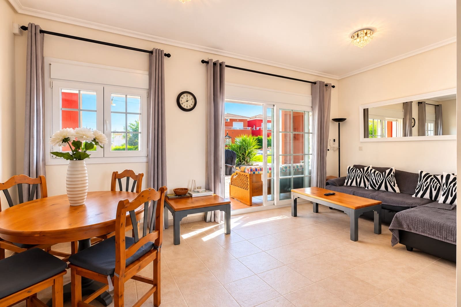 2 bedroom Villa for sale in Banos y Mendigo - € 159,500 (Ref: 10023324)