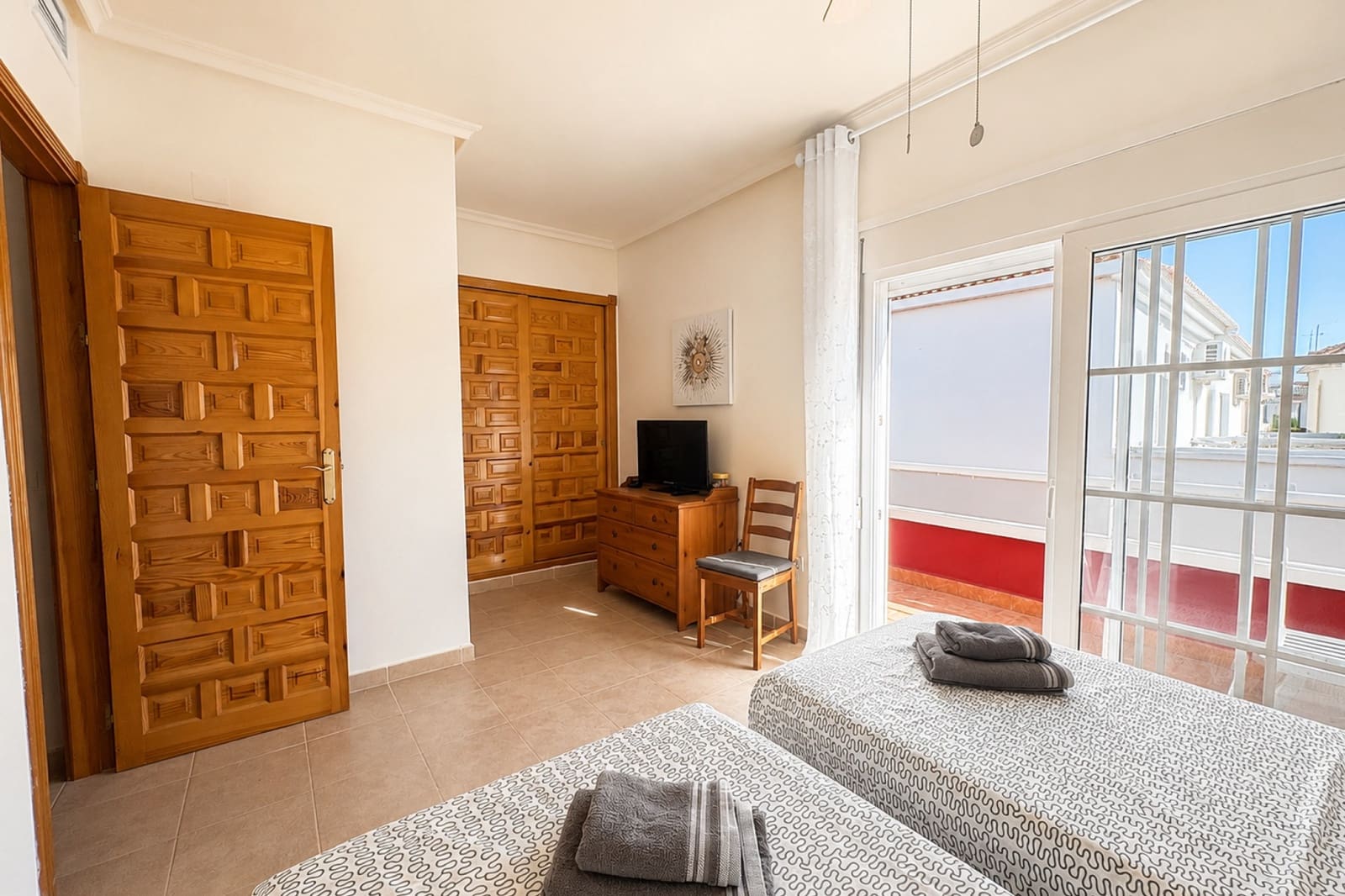2 bedroom Villa for sale in Banos y Mendigo - € 159,500 (Ref: 10023324)