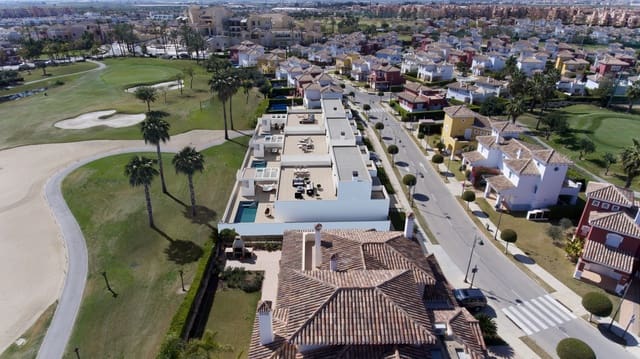 3 camera da letto Villa in vendita in Mar Menor Golf Resort, Torre-Pacheco con piscina - 1.150.000 € (Rif: 10029550)