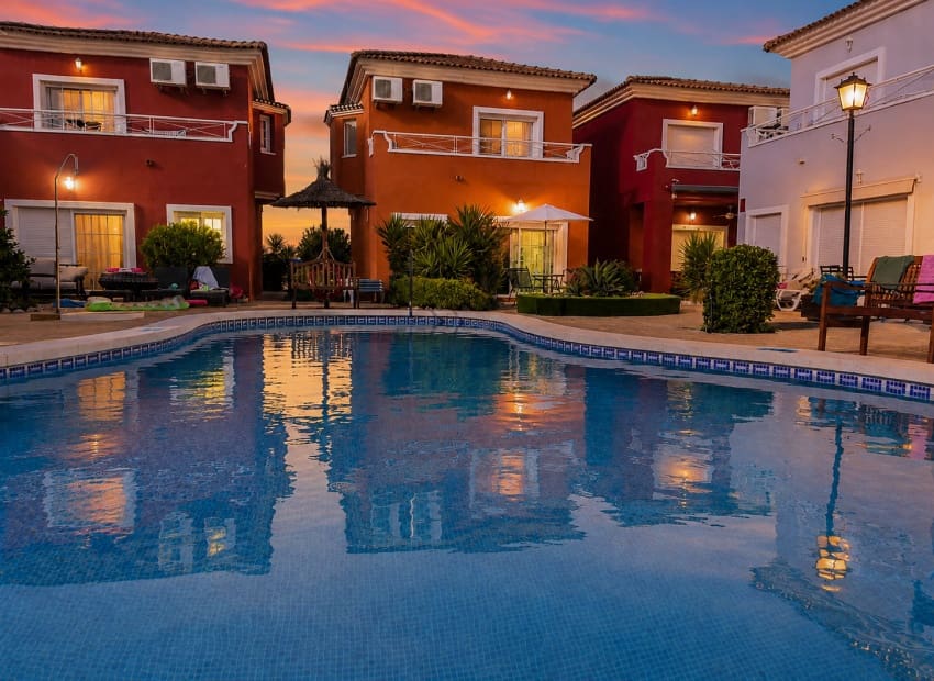 Chalet de 2 habitaciones en Baños y Mendigo en venta - 159.000 € (Ref: 10033116)