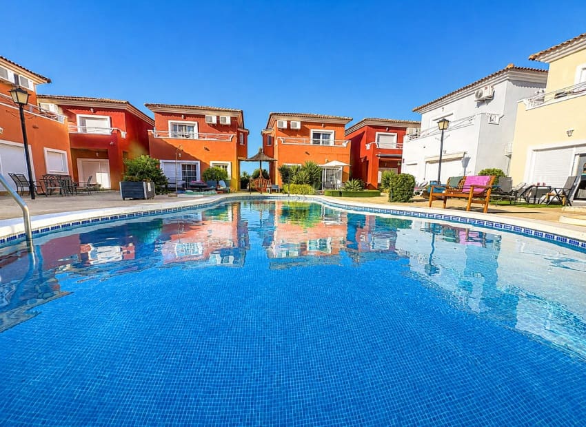 Chalet de 2 habitaciones en Baños y Mendigo en venta - 159.000 € (Ref: 10033116)