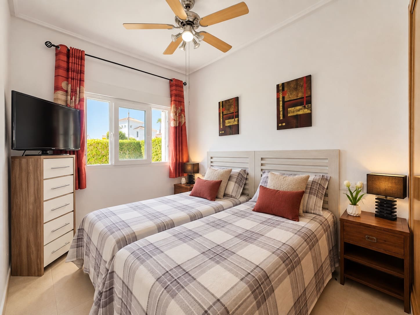 Chalet de 2 habitaciones en La Torre Golf Resort en venta - 254.999 € (Ref: 10077144)