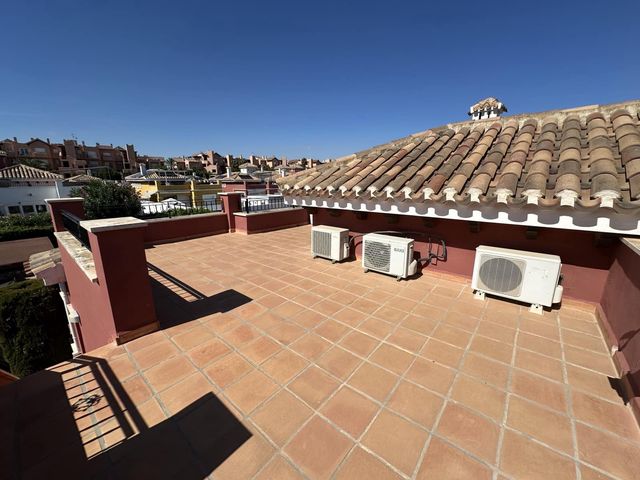 2 makuuhuone Huvila myytävänä paikassa Mar Menor Golf Resort, Torre-Pacheco mukana uima-altaan - 319 950 € (Ref: 10101379)