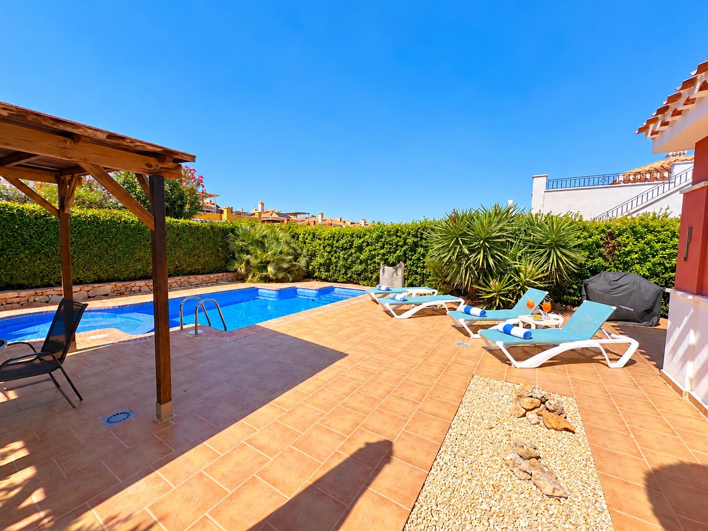2 makuuhuone Huvila myytävänä paikassa Mar Menor Golf Resort mukana uima-altaan - 319 950 € (Ref: 10101379)