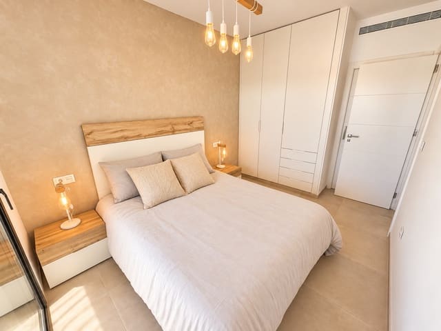 Apartamento de 2 habitaciones en Santiago de la Ribera, San Javier en venta con piscina garaje - 249.000 € (Ref: 10118167)
