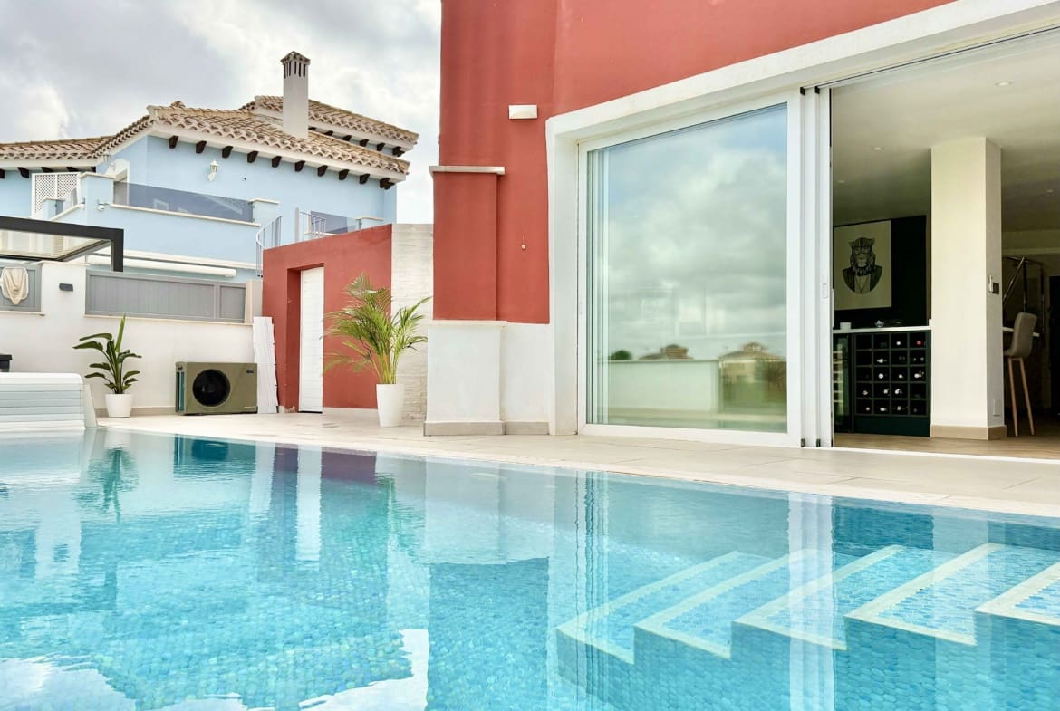 4 camera da letto Villa in vendita in Mar Menor Golf Resort con piscina garage - 980.000 € (Rif: 10120607)