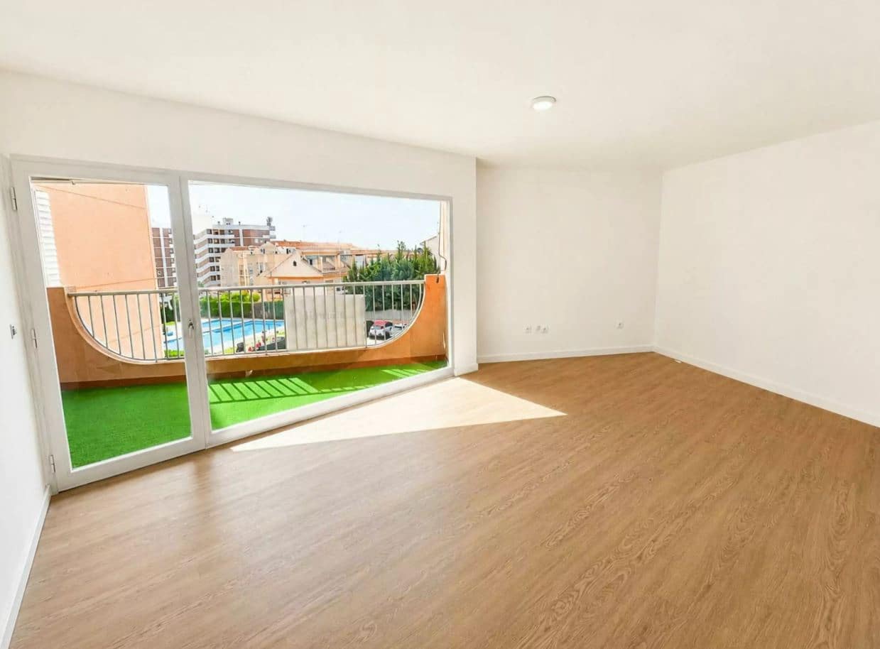 3 bedroom Apartment for sale in La Zenia with pool - € 247,000 (Ref: 10120988)