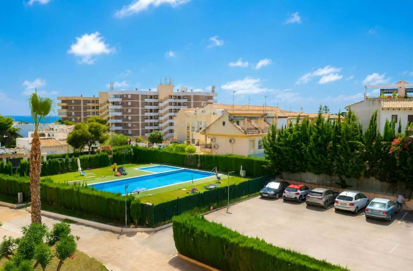 3 bedroom Apartment for sale in La Zenia with pool - € 247,000 (Ref: 10120988)