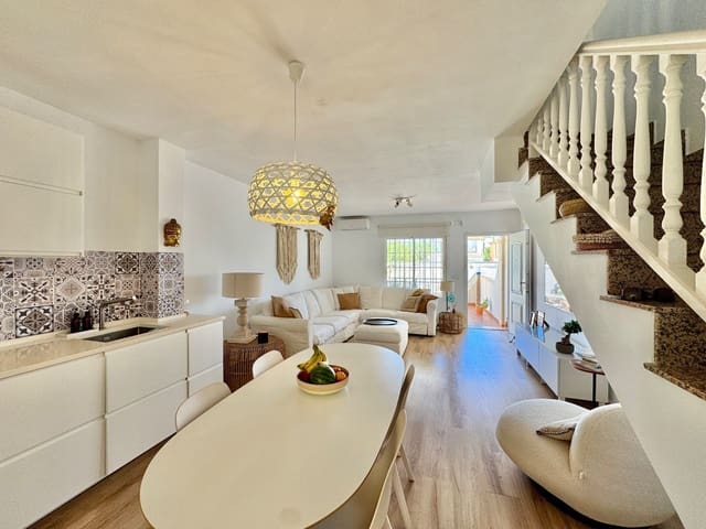 3 makuuhuone Omakotitalo myytävänä paikassa Santiago de la Ribera, San Javier mukana uima-altaan 
autotalli - 239 000 € (Ref: 10124843)