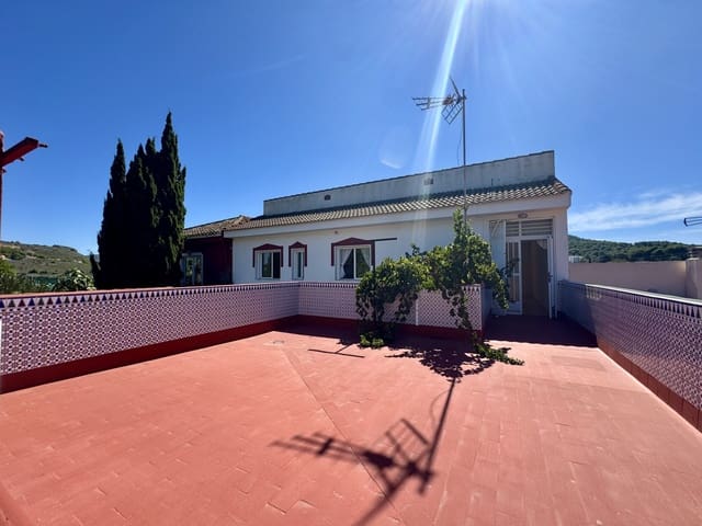 7 quarto Moradia para venda em La Manga Club, Cartagena com piscina garagem - 565 000 € (Ref: 10125060)