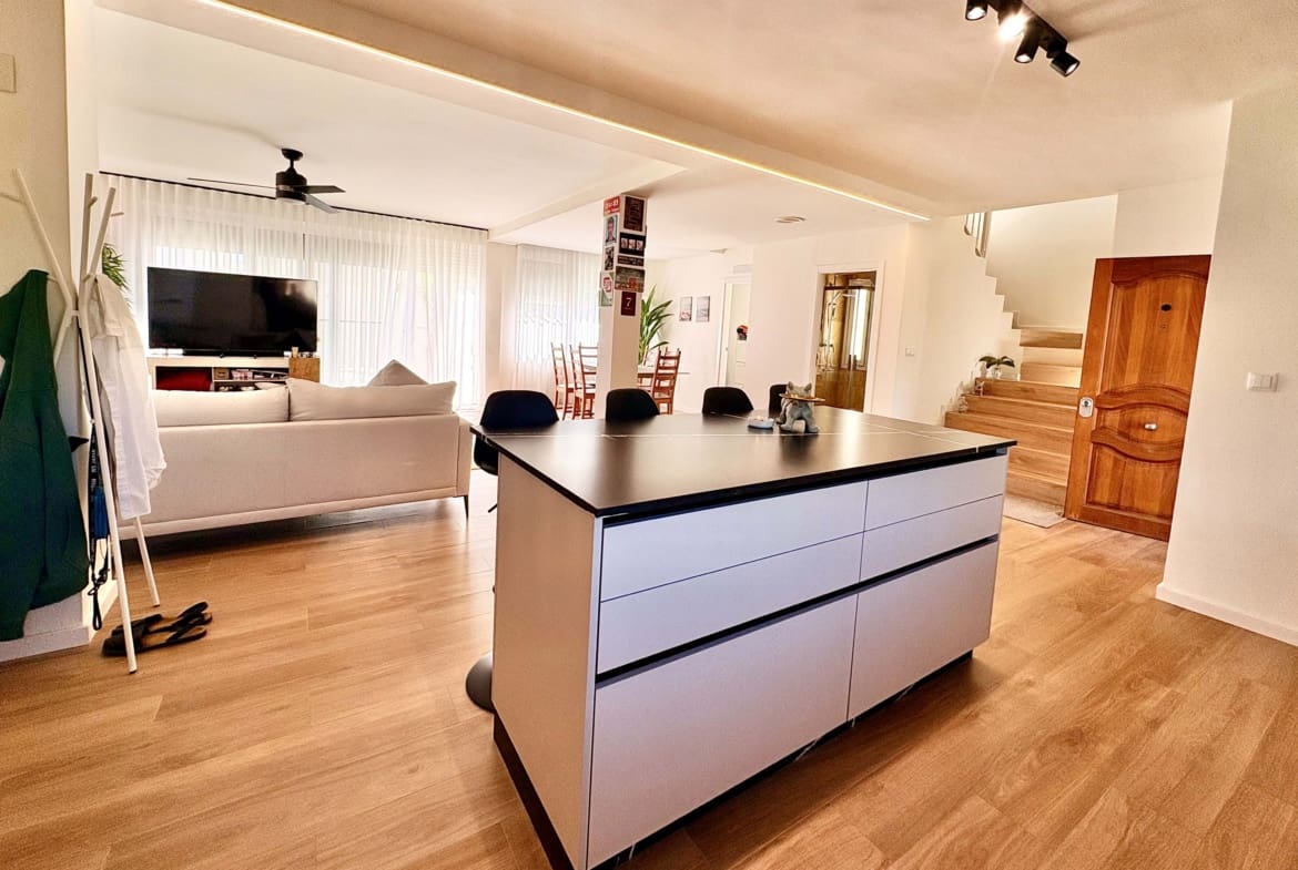 3 sovrum Villa till salu i Mar Menor Golf Resort med pool - 585 000 € (Ref: 10130673)